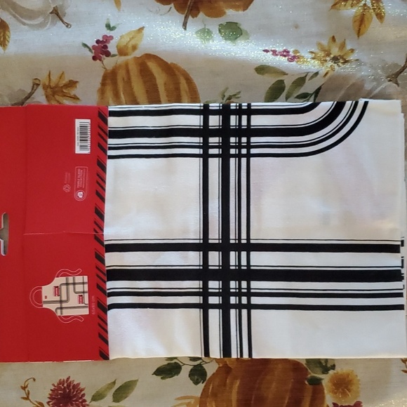 Red Bus Apron - Picture 2 of 2